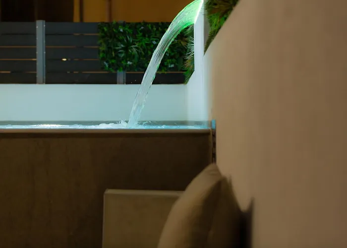 Bequest Luxury Apartamento *