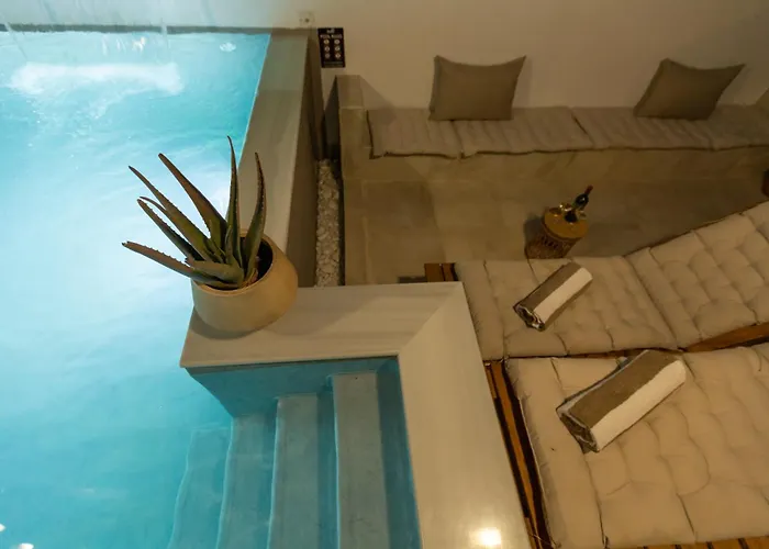 Bequest Luxury Apartament Corinth